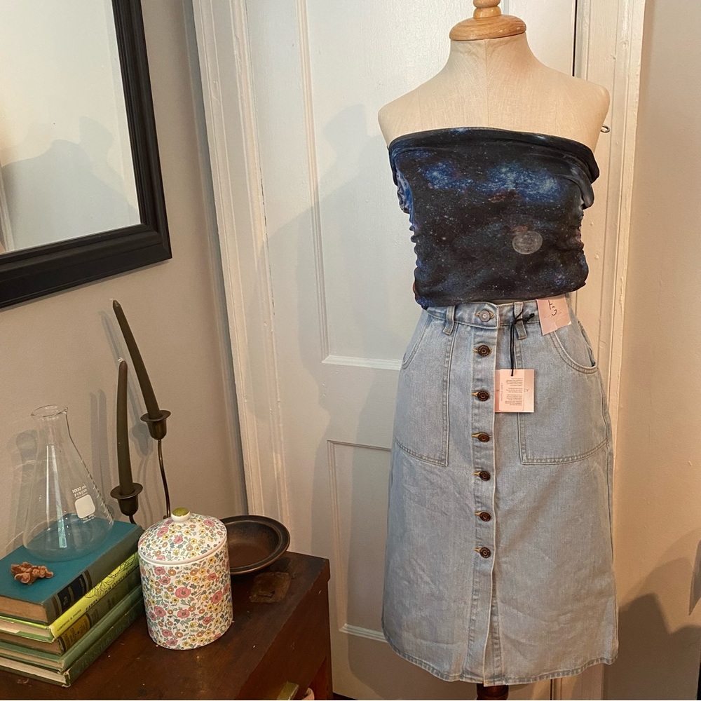 NWT New Happily Grey light wash light blue denim midi jean skirt juniors 5 26